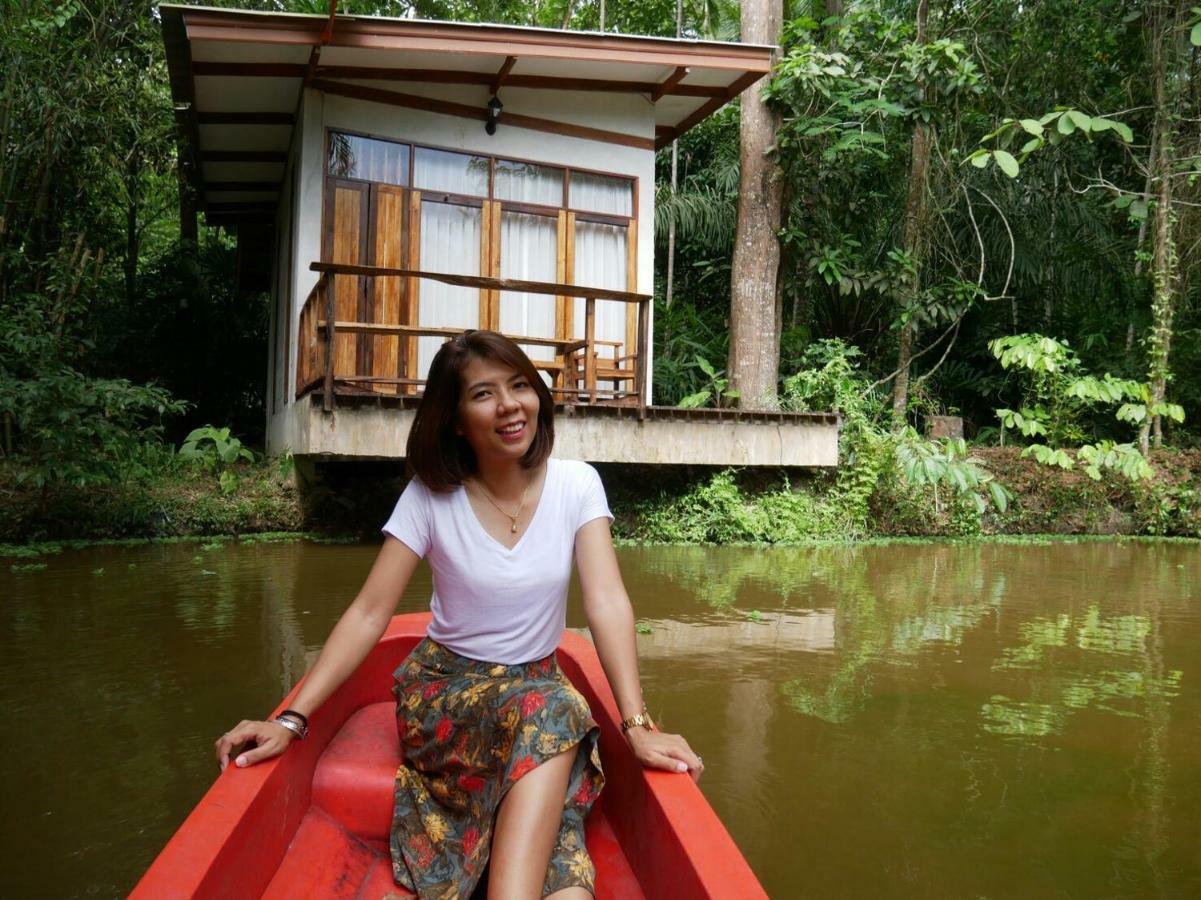 Baanraichaykhaofarmstay Nakhon Si Thammarat Extérieur photo